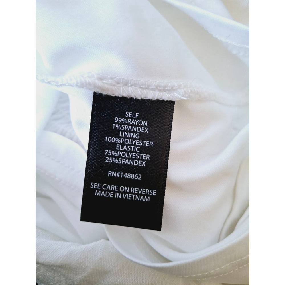 Torrid White Size 2X fairytale Renaissance smocked milkmaid cottage core blouse - Picture 8 of 8